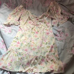 NWT Abercrombie Floral Keyhole Dress